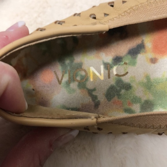 Vionic Spark Surin ballet flats with concealed orthotic arch support - Picture 9 of 10